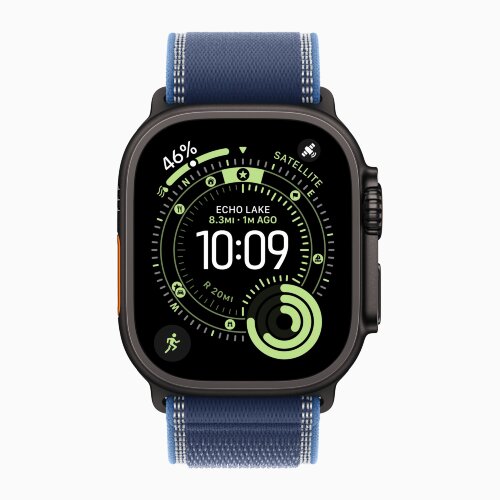Apple Watch Ultra 3 49mm Black Titanium Case with Blue/Bright Blue Trail Loop (M/L)