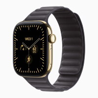 Apple Watch Series 12 42mm, Radiant Gold Titanium Case with Magnetic Link - Midnight