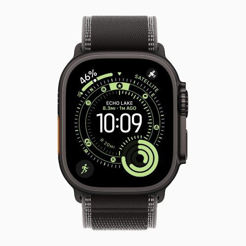 Apple Watch Ultra 3 49mm Black Titanium Case with Black/Charcoal Trail Loop (S/M)