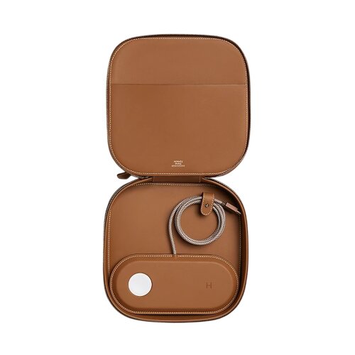 Зарядное устройство Hermes Paddock Duo и чехол Grand Paddock