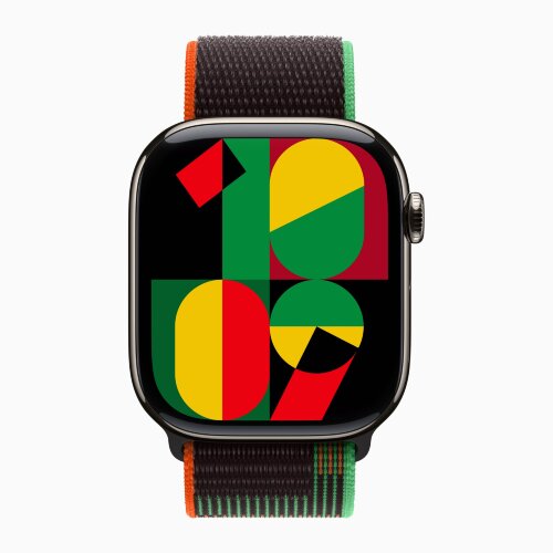 Apple Watch Series 10 42mm, Natural Titanium Case with Sport Loop - Black Unity