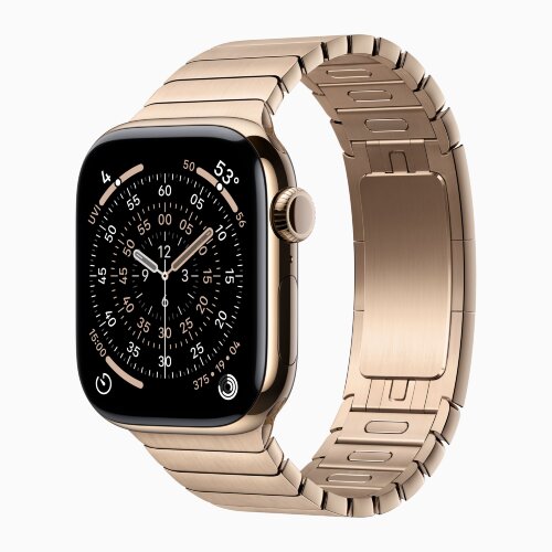Apple Watch Series 11 42mm Gold Titanium Case with Gold Link Bracelet