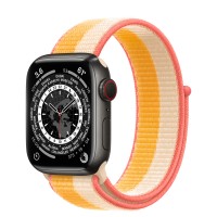 Apple Watch Series 7 41 мм, Титан чёрного цвета, спортивный браслет «Спелый маис/белый»