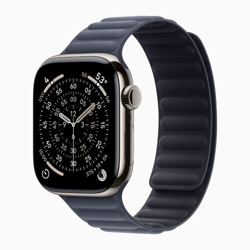 Apple Watch Series 11 42mm, Natural Titanium Case with Magnetic Link - Navy