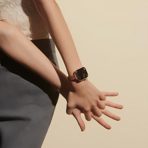 Apple Watch Hermes Series 9 41mm, тонкий кожаный ремешок коричневого цвета