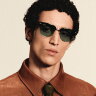 Ray-Ban Meta Audio Clubmaster Transitions (черный глянцевый / графитово-зеленый фотохром)