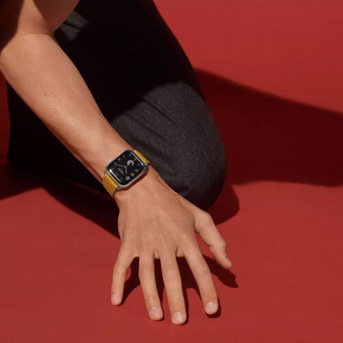 Apple Watch Hermes Series 10 46mm, ремешок из плетеного нейлона желтого цвета