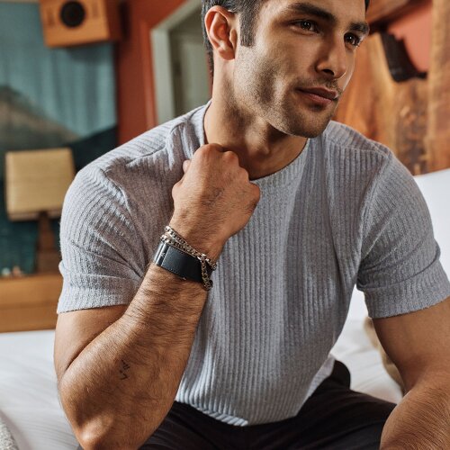 Кожаный ремешок для фитнес-браслета WHOOP MG, LeatherLuxe Straight Band | Black/Cream with Titanium S/M