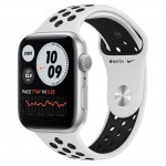 Apple Watch Series 6 Nike 44 мм, серебристый алюминий, "Чистая платина/чёрный" ремешок