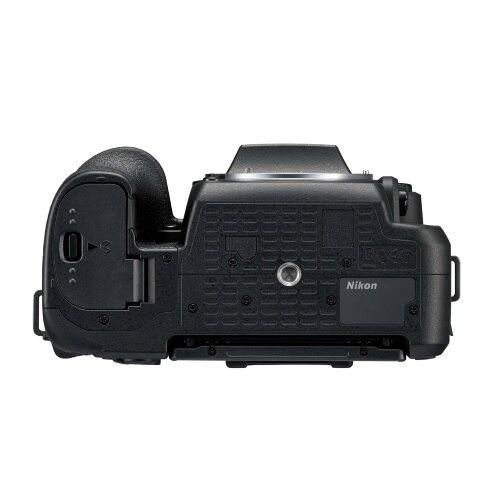 Зеркальный фотоаппарат Nikon D7500 Body