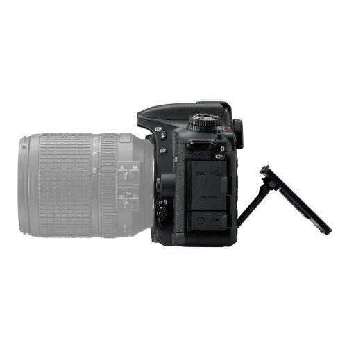 Зеркальный фотоаппарат Nikon D7500 Body