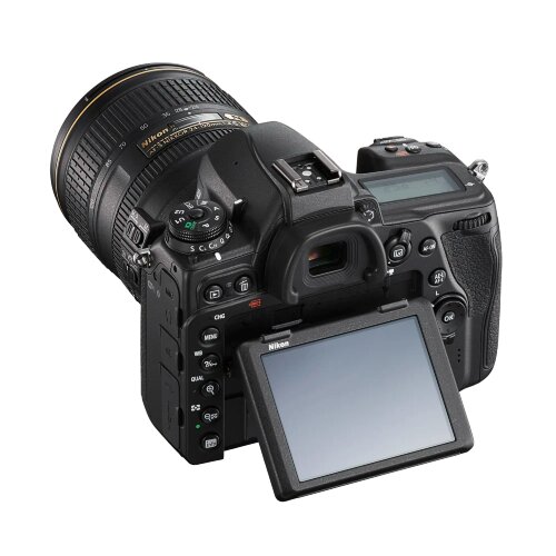 Nikon D780 + AF-S 24-120mm F/4 VR KIT