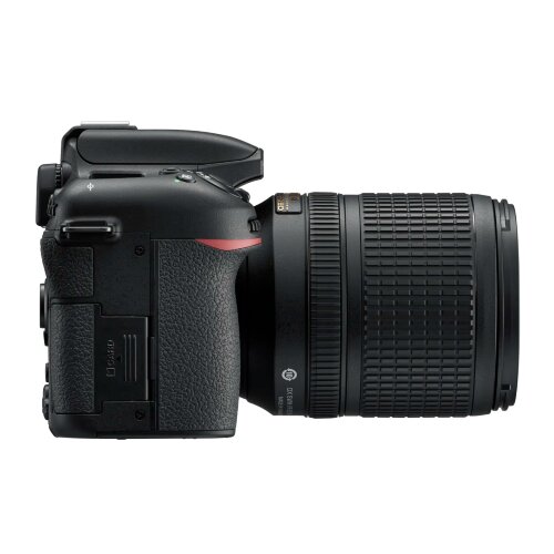 Nikon D7500 + AF-S DX NIKKOR 18-140 VR