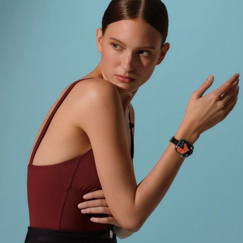 Apple Watch Hermes Series 10 42mm, тонкий ремешок из плетенного нейлона черный/золотой