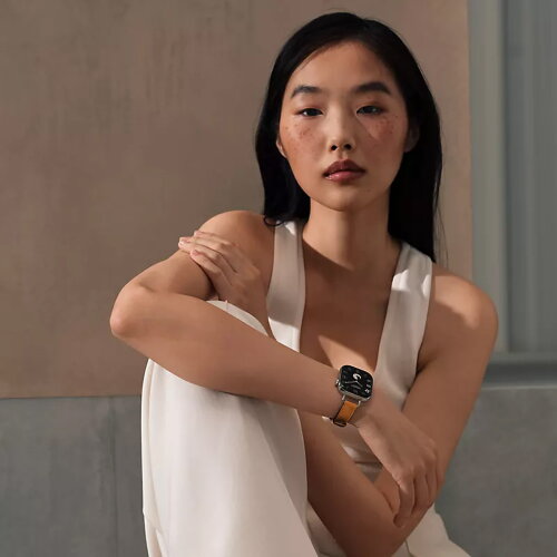 Apple Watch Hermes Series 12 42mm, тонкий кожаный ремешок соломенный цвета со светлой строчкой