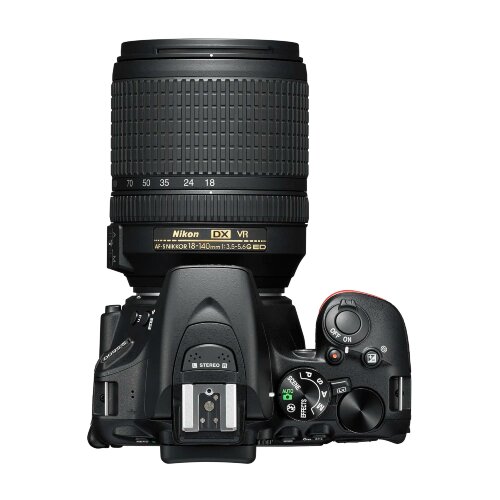 Nikon D5600+AF-P 18-55 VR+70-300VR+16GB+Bag