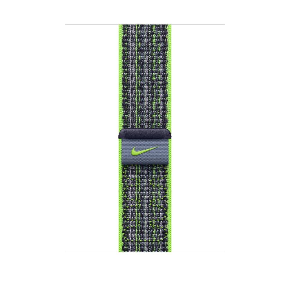 Nike outlet the loop store