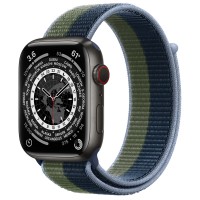 Apple Watch Series 7 45 мм, Титан чёрного цвета, спортивный браслет «Синий омут/зелёный мох»